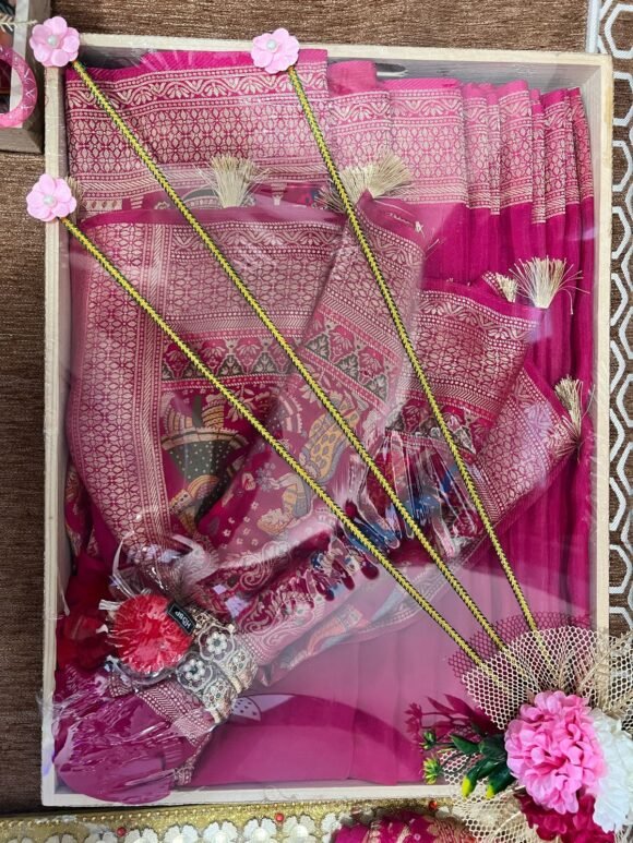 Wedding Saree Hamper - Image 2